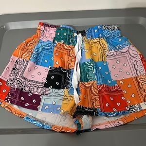 Women’s/juniors shorts.